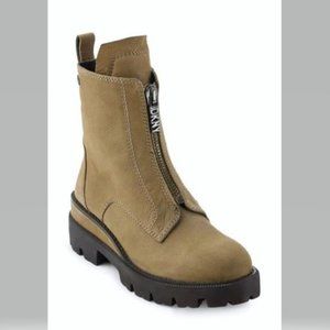 NEW $189 DKNY Leather 'Seren' Lug Sole Front-Zip Combat Boot Khaki Green, Sz 8